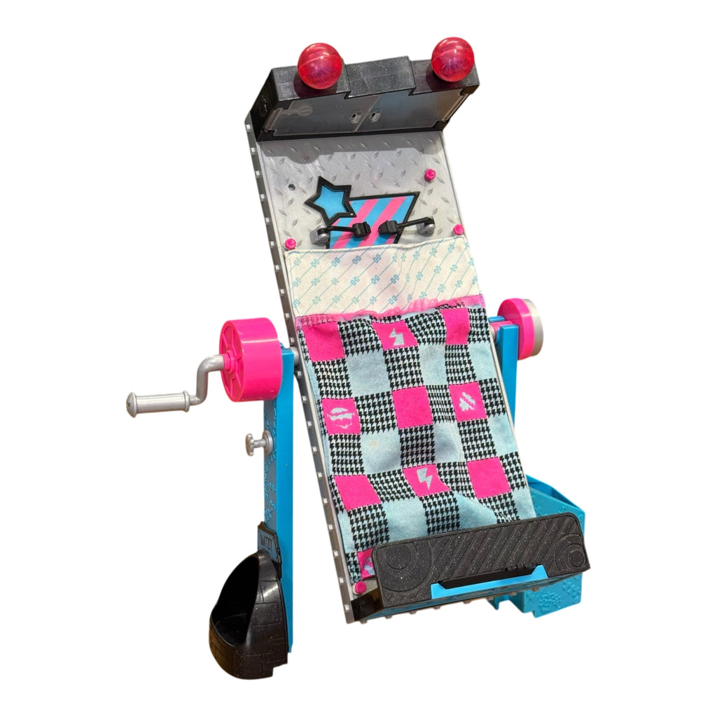 Monster High Frankie Stein peilisänky leikkisetti