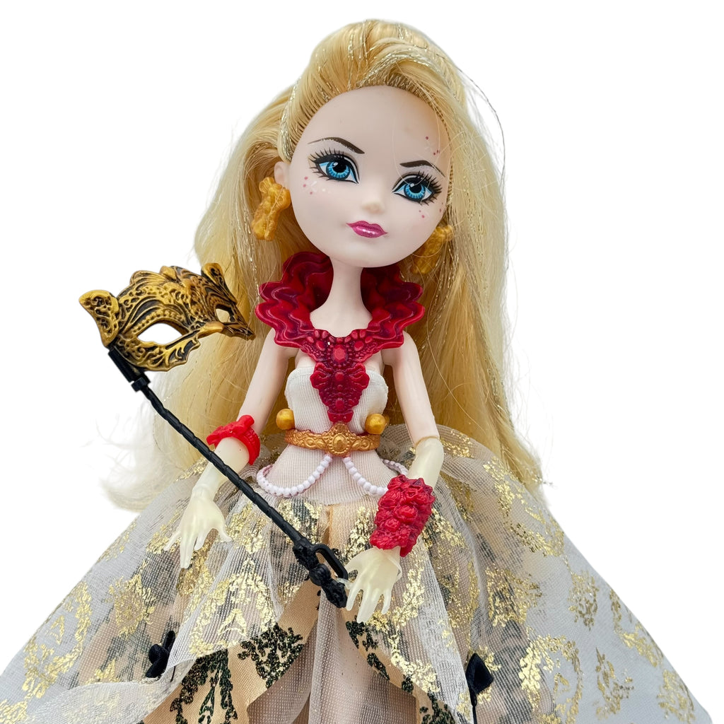 Ever After High Thronecoming Apple White nukke