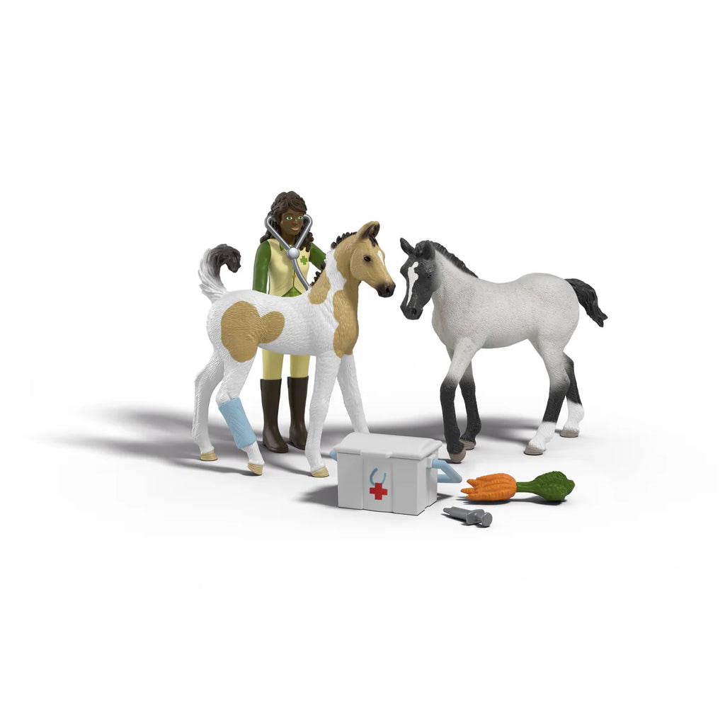 Schleich Horse Club 42777 Sarah ja varsojen ensiapu setti