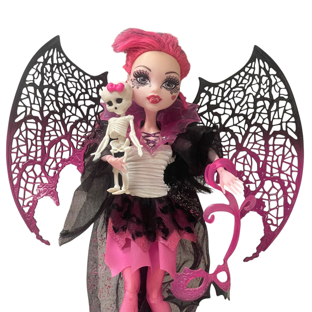 Monster High Ghouls Rule Draculaura nukke ja teline