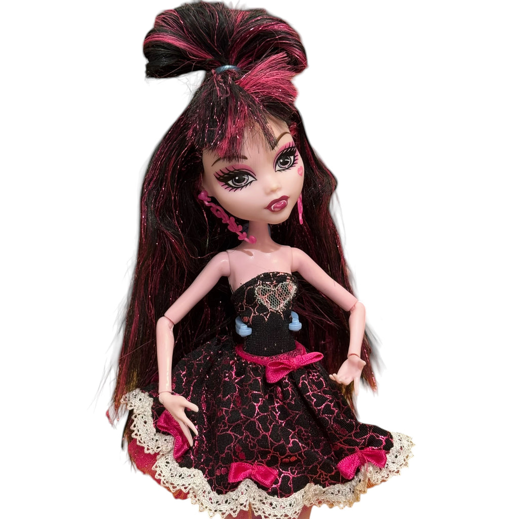 Monster High Sweet 1600 Draculaura nukke