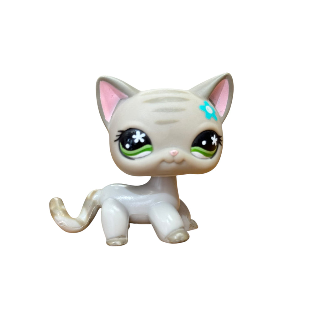 LPS seisova kissa #483