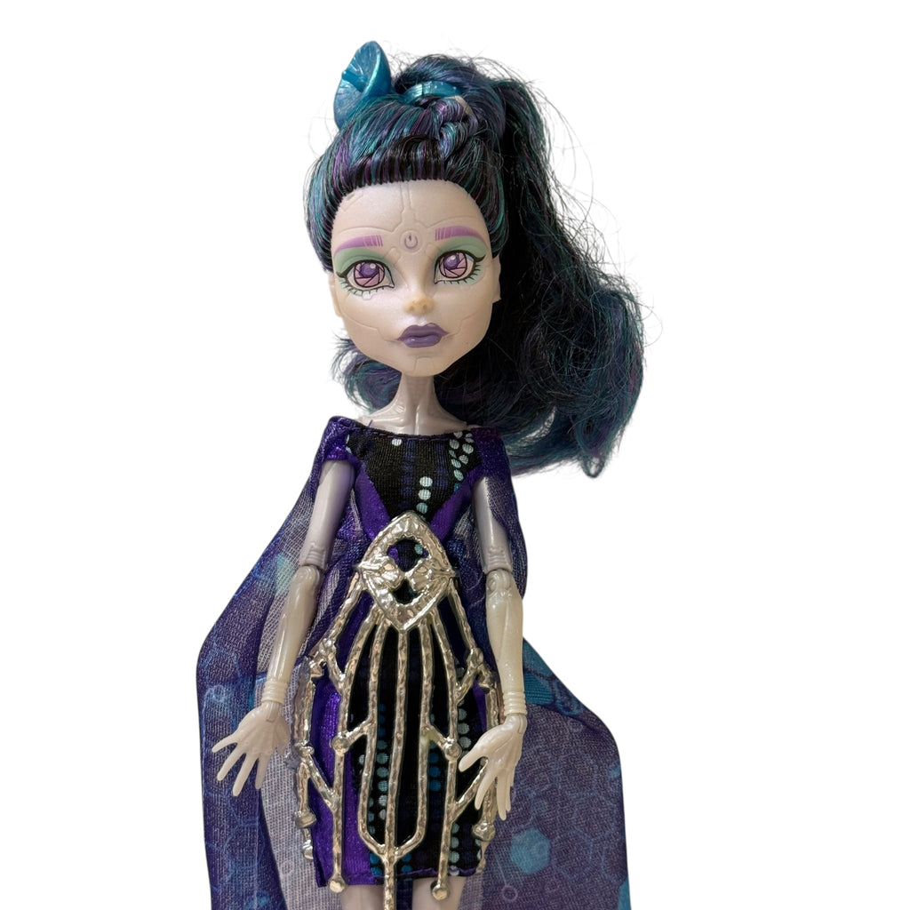Monster High Boo York, Boo York Gala Ghoulfriends Elle Eedee nukke ja teline
