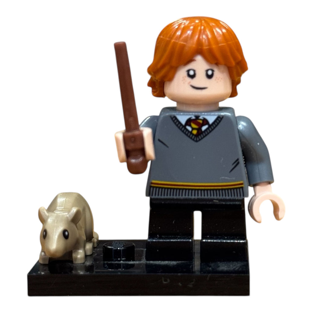 LEGO 2018 Harry Potter minifigure Ron Weasley as a Child with Rat (Flock/Scraper) hahmo - Second Hand