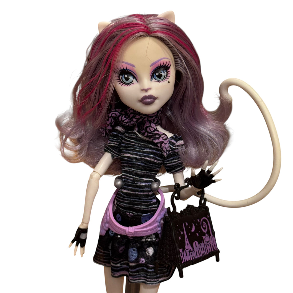 Monster High Scaris City of Frights Catrine DeMew nukke