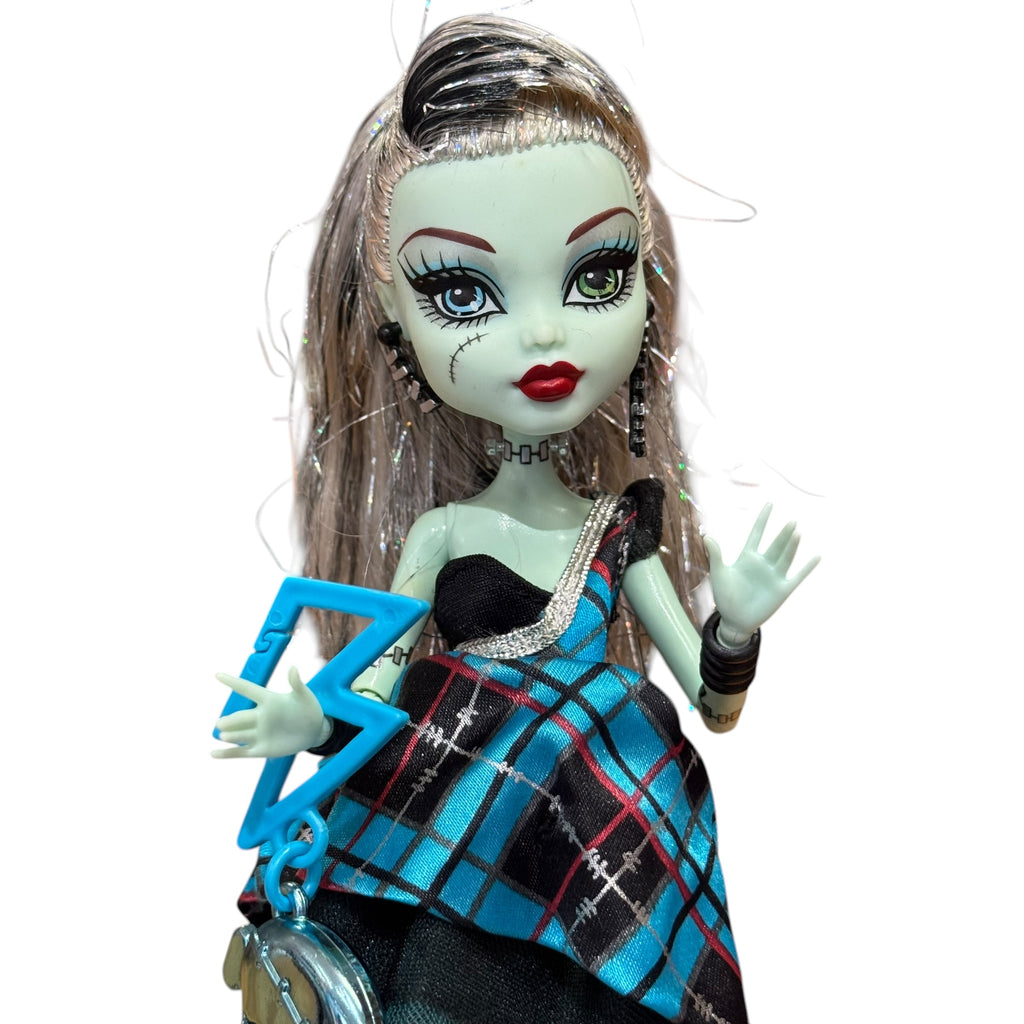 Monster High Sweet 1600 Frankie Stein nukke
