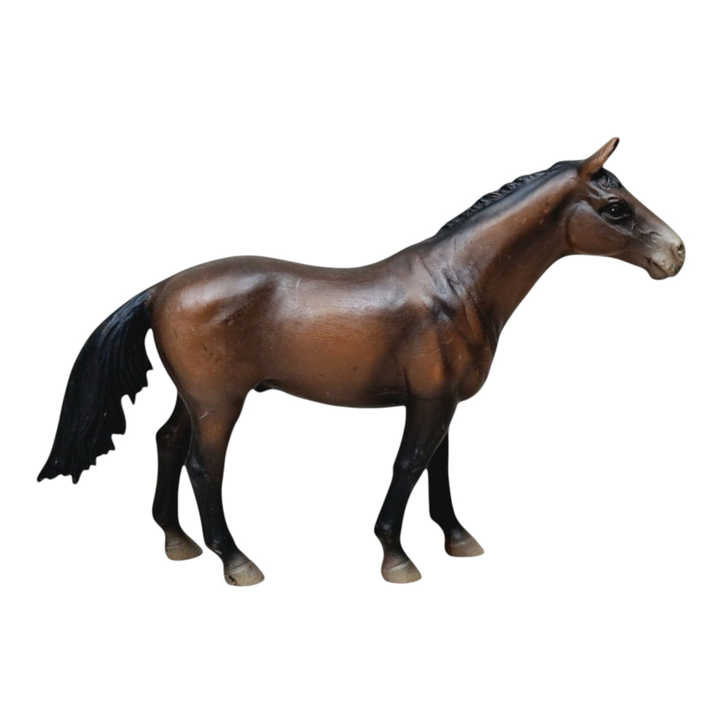 Schleich Horse Club 13273 Englannintäysverinen hevonen