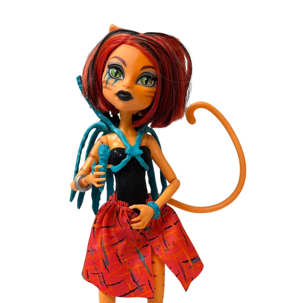 Monster High Generation 1 Fierce Rockers Toralei Stripe nukke